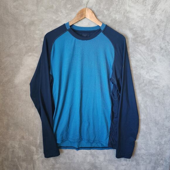 Mountain Hardwear Other - Mountain Hardwear Men's Large Blue Two-Tone Striped Pullover - Wick Tech